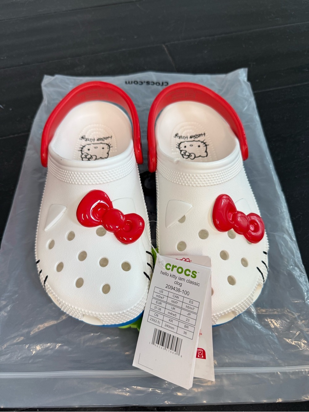 New CROCS Hello Kitty Classic Clog - White with Red and Blue Accents